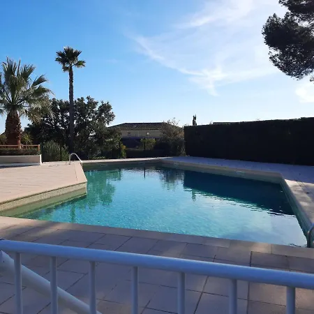 Villa Au Coeur Des Golfs Tres Calme , Proche De La Plage, Saint-Raphaël