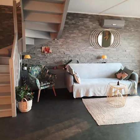 Au Coeur Des Golfs Tres Calme , Proche De La Plage, Willa *